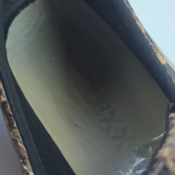 The Flexx Snakeskin‎ Print Lace up Sneakers Tan Brown Women's size 7.5 - Picture 6 of 9